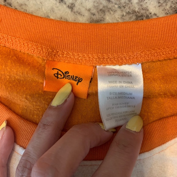 Disney women’s Halloween pajamas size medium - Picture 5 of 5